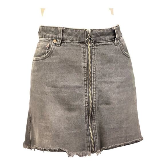 We The Free People Zip It Up Denim Mini Skirt Womens Black Raw Hem Pockets 30 - Picture 2 of 6